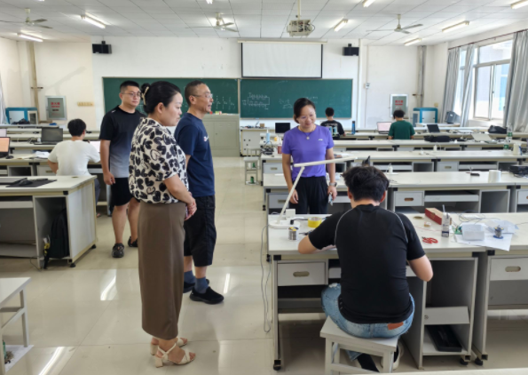 教育長跑令營研學為橋讓少年的夢想從高原走向廣闊天地