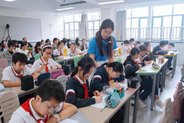 高水平校園職業安排“三組長”制圍繞教育要害要素進行體系變革