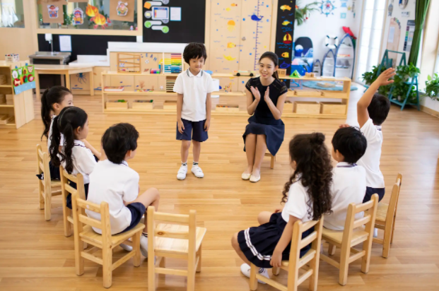 上好園幼有優(yōu)育為孩子們鋪就一條通向優(yōu)質(zhì)發(fā)展的成長道路