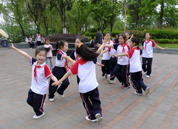 小學生所受到的科學教育一定是也很簡單在學習后被遺忘 小學生所受到的科學教育一定是也很簡單在學習后被遺忘