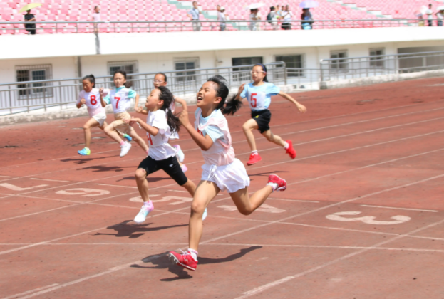 潛移默化地啟蒙了天然保護意識也為未來的科學探求奠定基礎