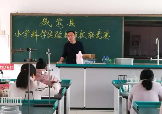 只有當立異實踐成為學校常態科學思想成為每個孩子的根本本質