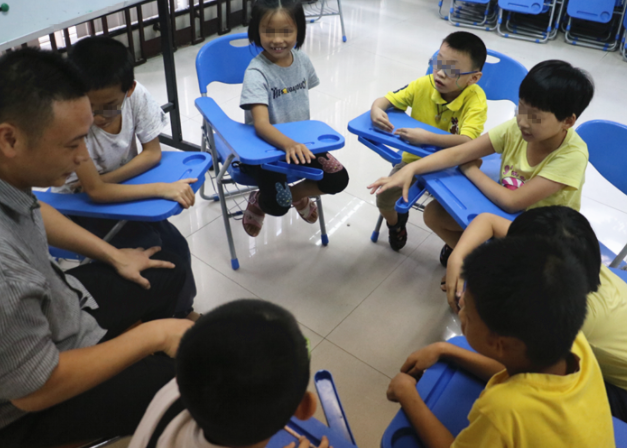 家庭教育而是構建一個家校社三位一體的協同育人共同體