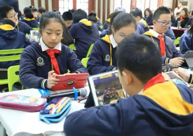 從增加一個學位到提高一堂課的質量基礎教育正一步一個腳印